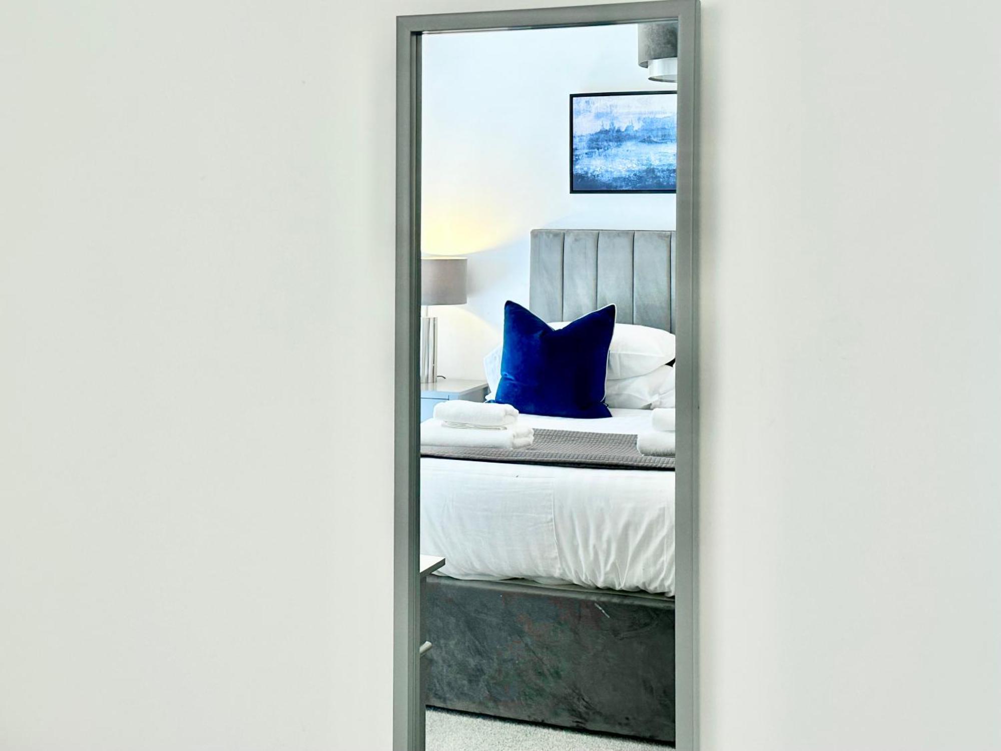 Icona Luxury Apartment With Minster Views & Allocated Parking 요크 외부 사진
