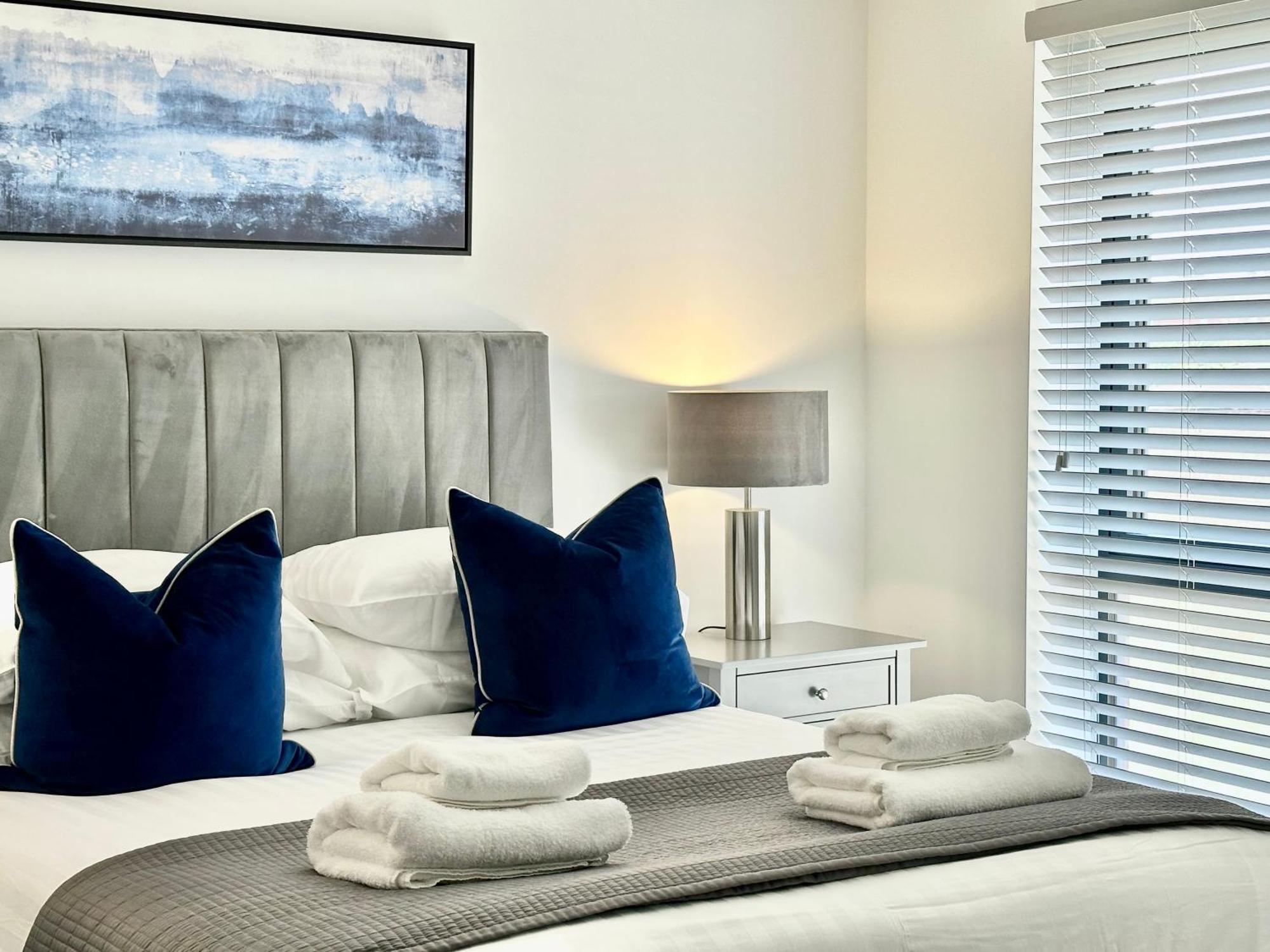 Icona Luxury Apartment With Minster Views & Allocated Parking 요크 외부 사진