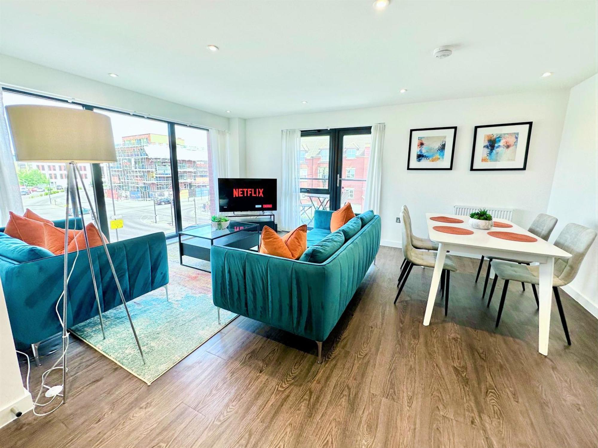 Icona Luxury Apartment With Minster Views & Allocated Parking 요크 외부 사진